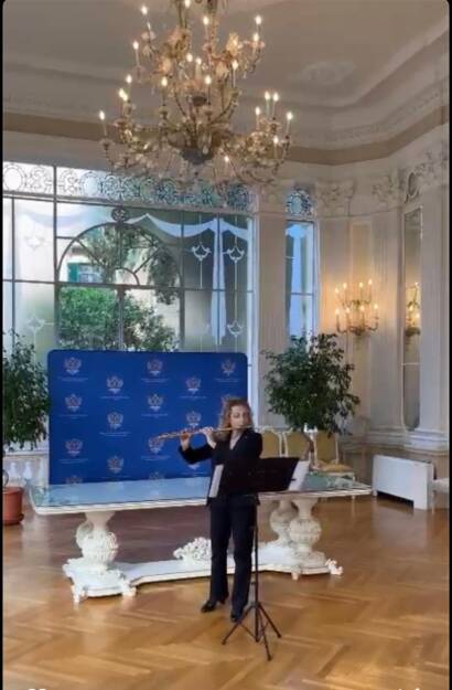 monica moroni ambasciata russa - Monica Moroni flautista